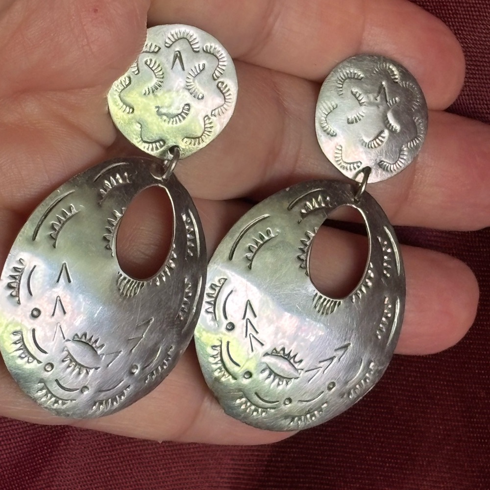 FINAL PRICE 🔥Vintage sterling Oval Earrings Silver has marked Mexico 925 - Picture 4 of 10